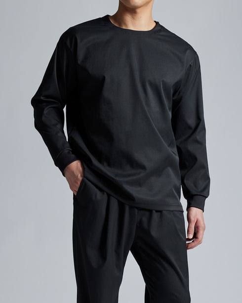 ultimex long sleeve tee + ultimex one tuck tapered easy pants