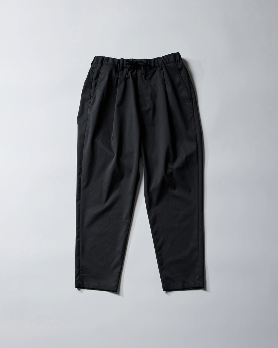 ultimex one tuck tapered easy pants – Macqlo