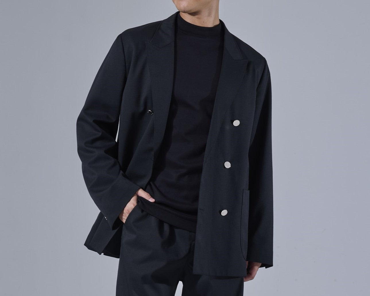 NEW】黒T専門店「#000T」からオリジナルロンTが初登場 - Macqlo