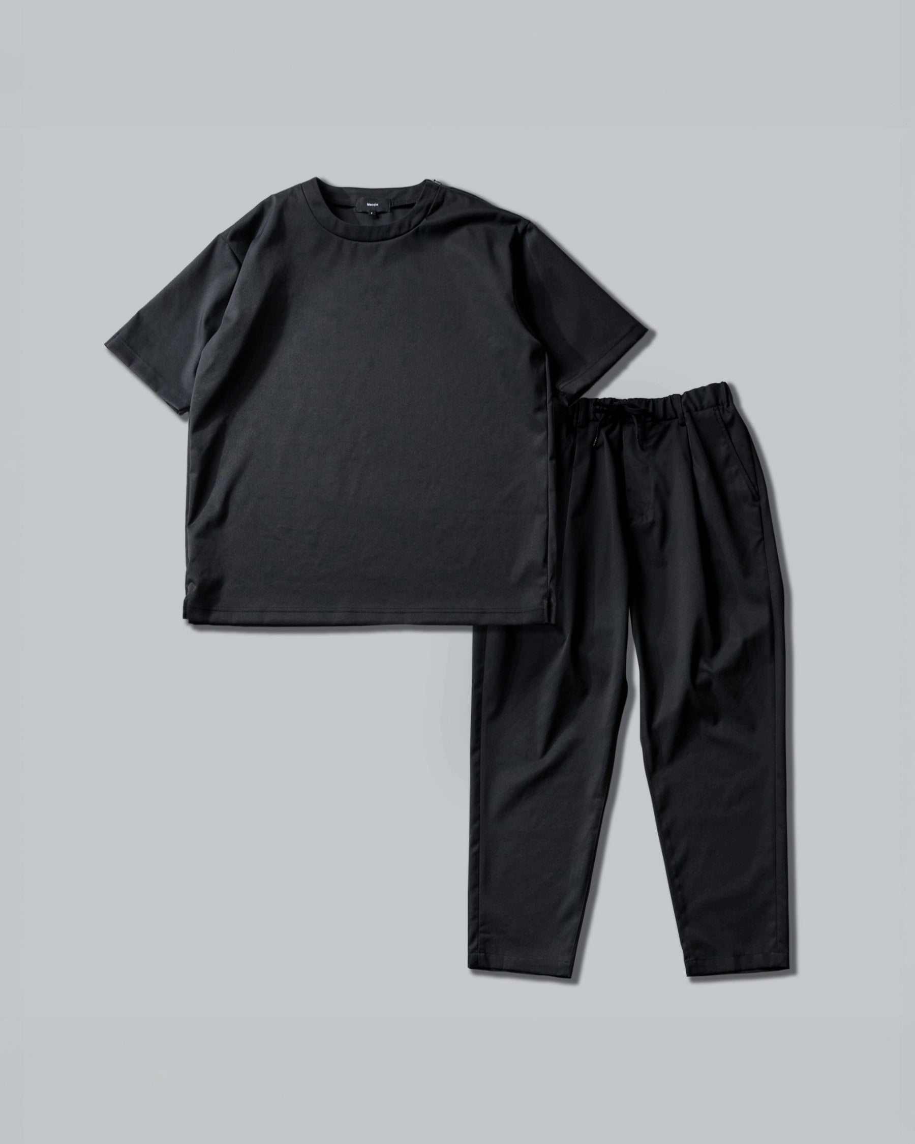 美品Macqlo cool ultimex tuck tapered easy ultimex tee + ultimex one tuck tapered easy pants – Macqlo