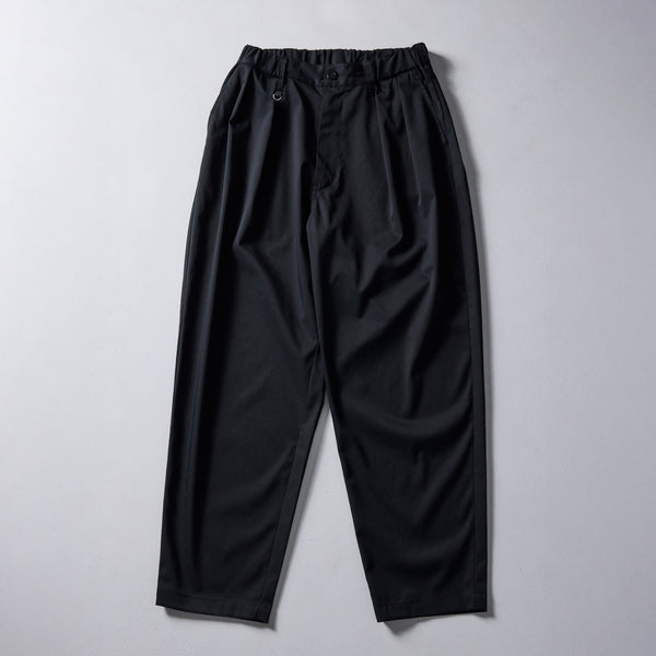 Macqlo × UNIVERSAL OVERALL] ultimex two tuck tapered easy pants