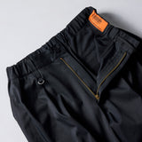 [Macqlo × UNIVERSAL OVERALL] ultimex two tuck tapered easy pants