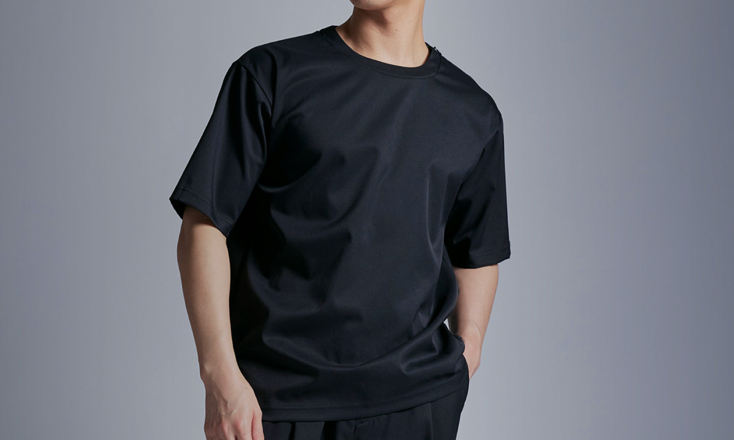 T-SHIRTS COLLECTION ― 夏の黒Tは、素材で選ぶ。